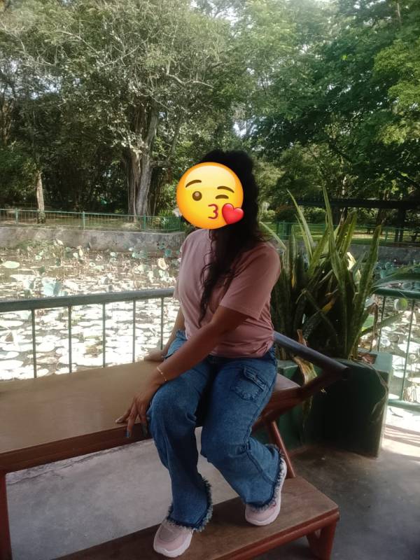 girls-personal photo of Lanka Ads