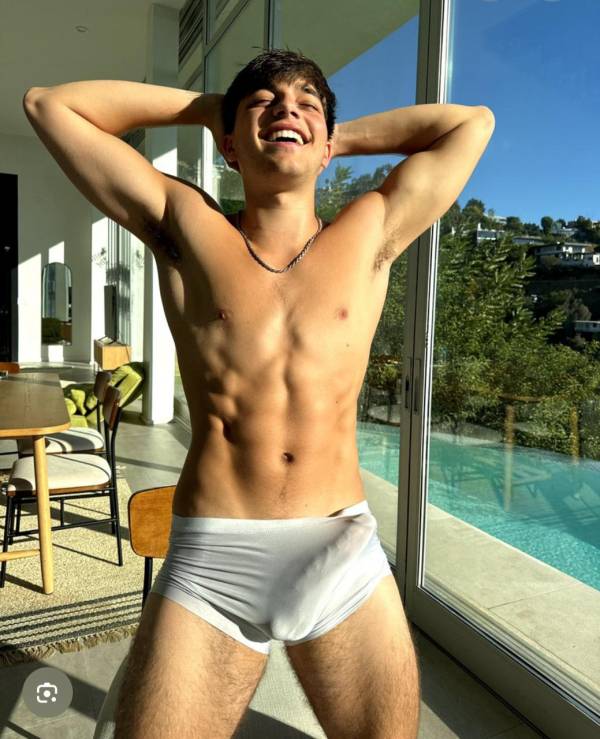 boys-personal photo of Lanka Ads