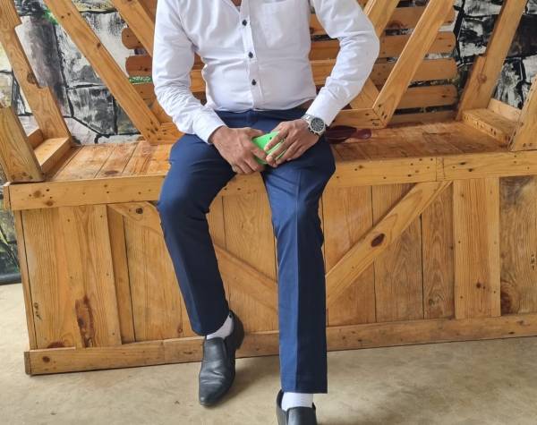 boys-personal photo of Lanka Ads