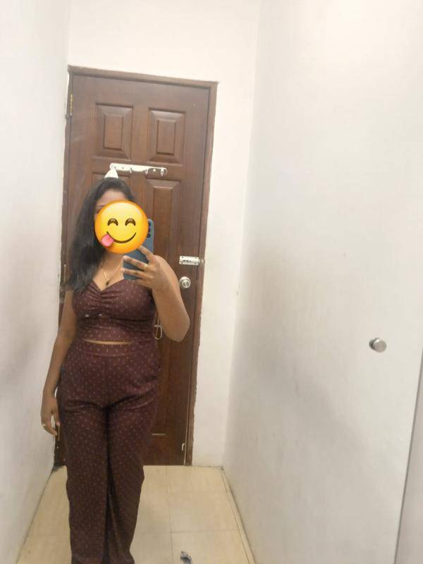 girls-personal photo of Lanka Ads