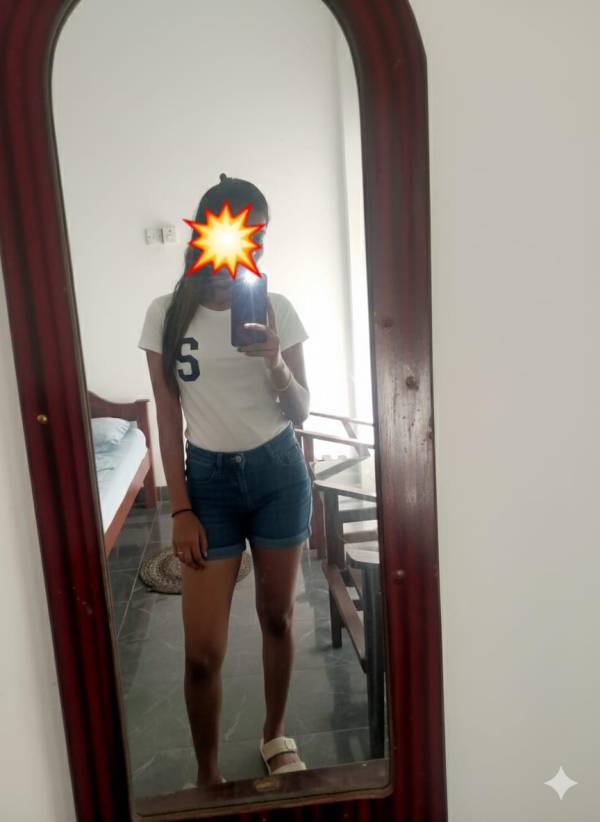 girls-personal photo of Lanka Ads