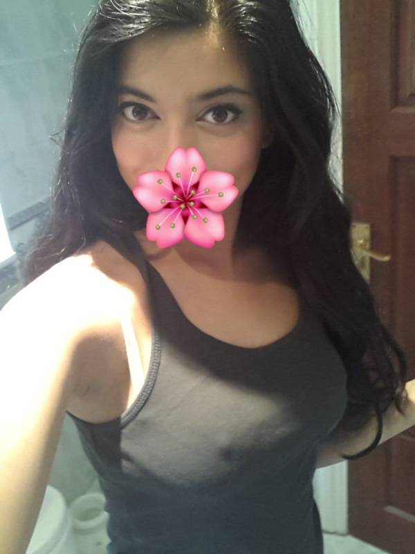 shemale photo of Lanka Ads