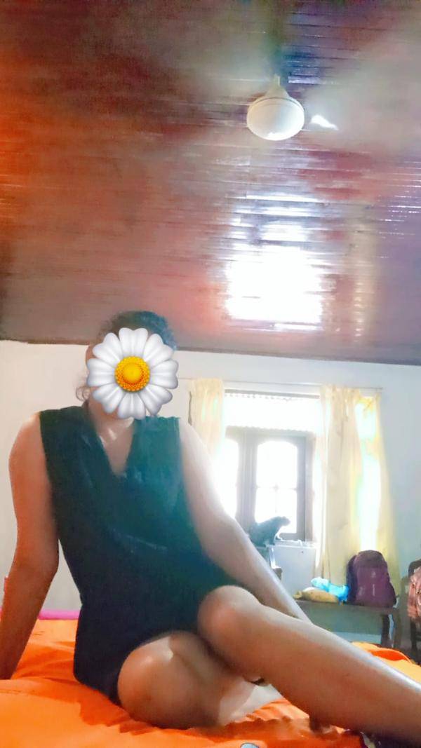 girls-personal photo of Lanka Ads