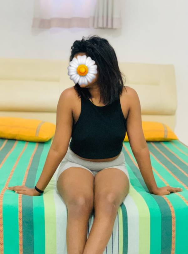 girls-personal photo of Lanka Ads