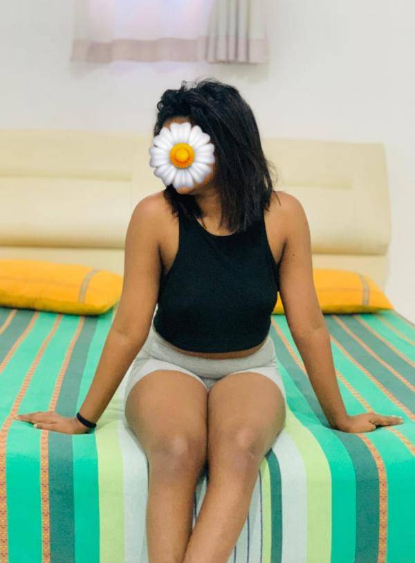 girls-personal photo of Lanka Ads