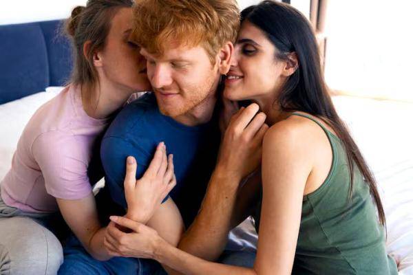 girls-personal photo of Lanka Ads