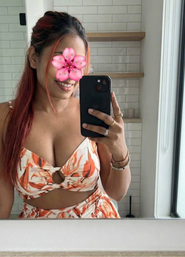 girls-personal photo of Lanka Ads