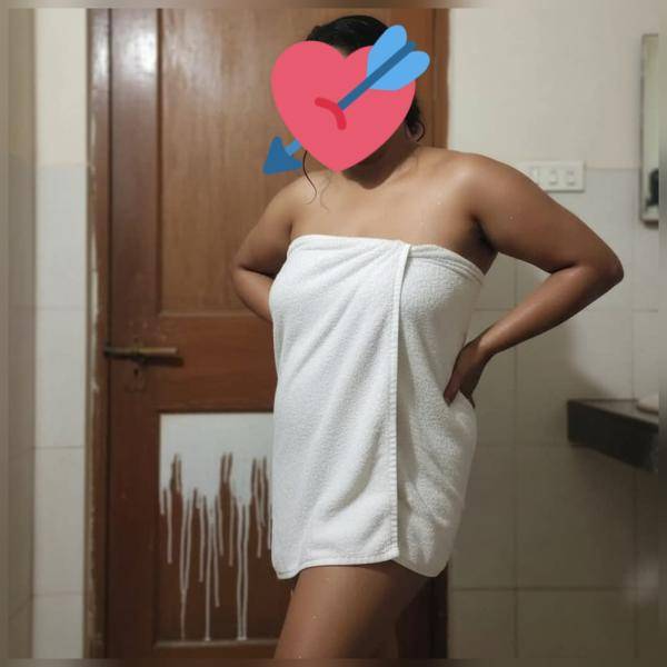 girls-personal photo of Lanka Ads