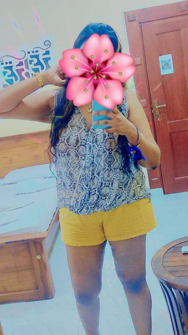 girls-personal photo of Lanka Ads