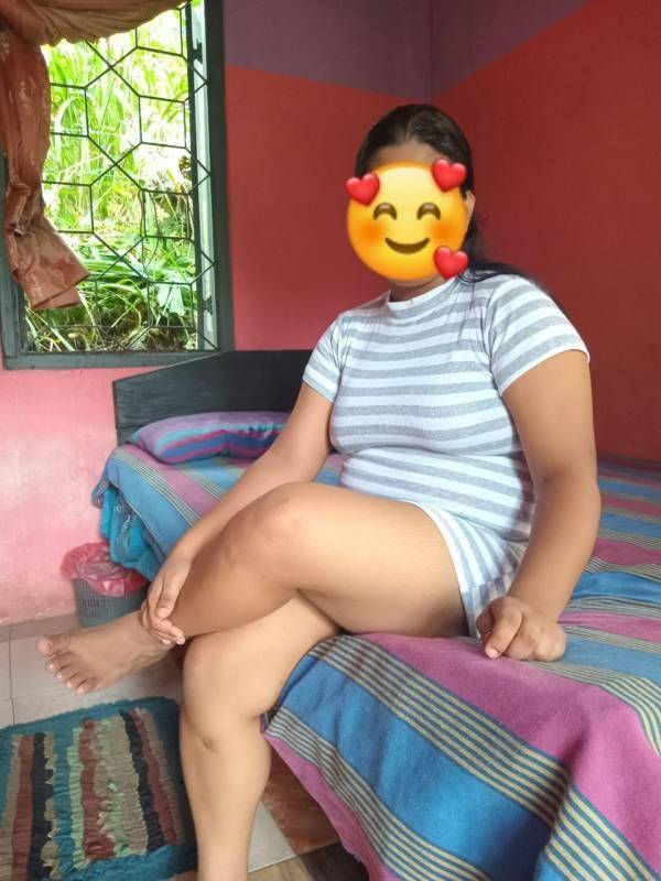 girls-personal photo of Lanka Ads