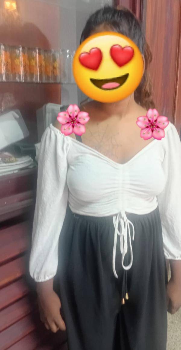 girls-personal photo of Lanka Ads