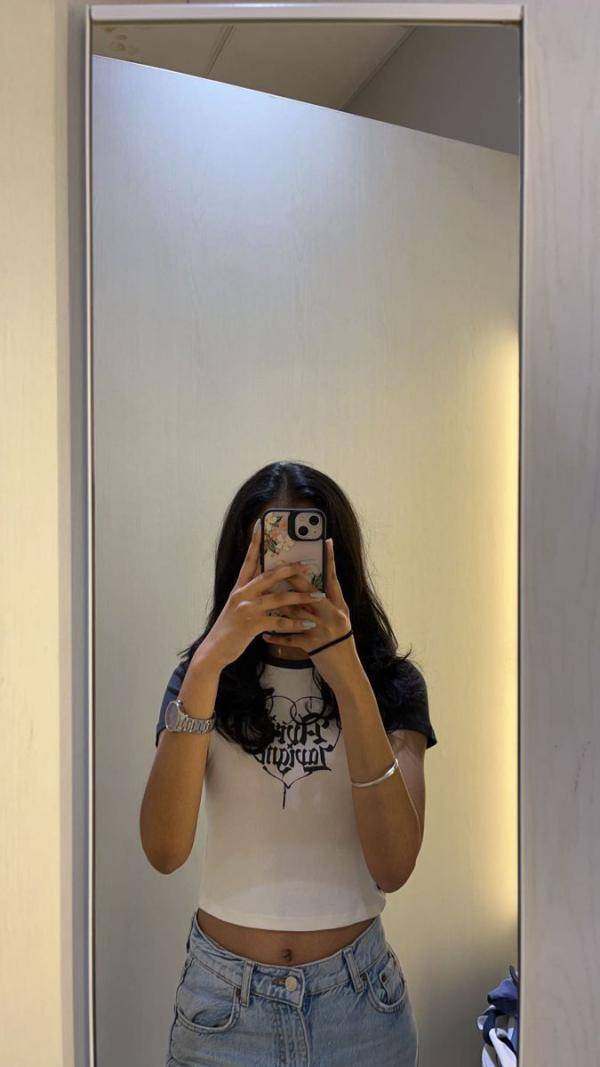 girls-personal photo of Lanka Ads