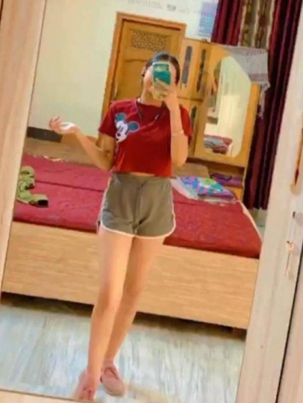 girls-personal photo of Lanka Ads