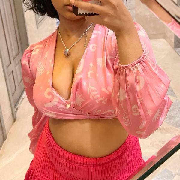 girls-personal photo of Lanka Ads