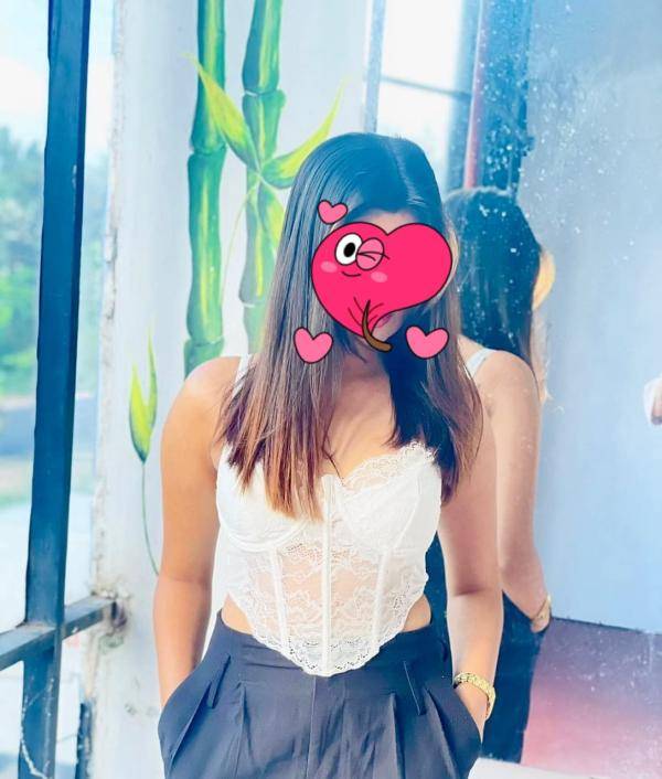 girls-personal photo of Lanka Ads