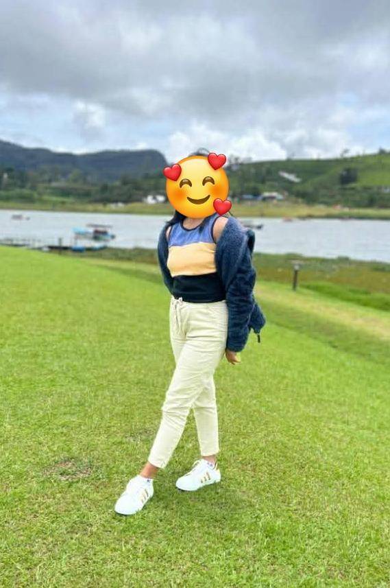 girls-personal photo of Lanka Ads