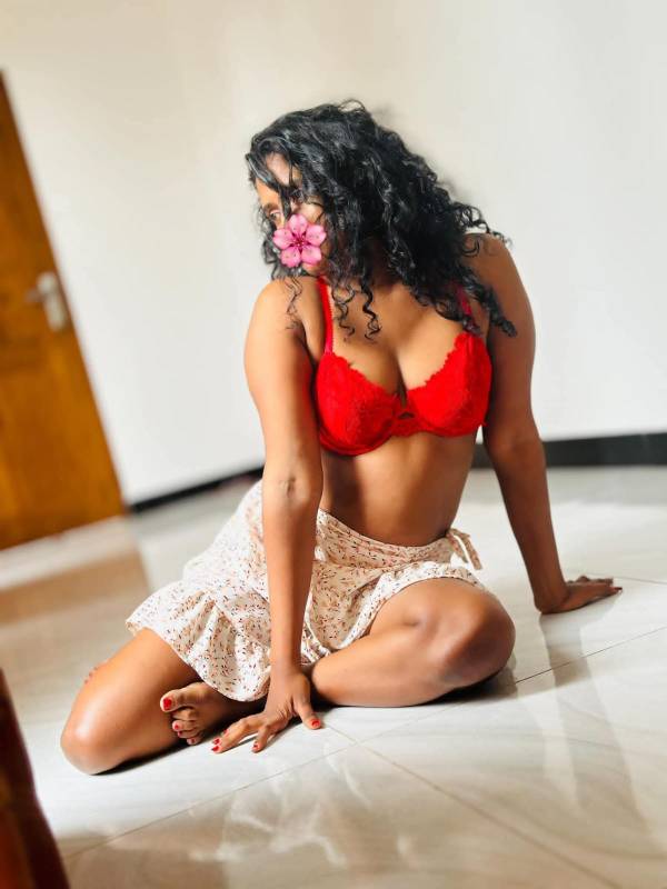 live-cam photo of Lanka Ads