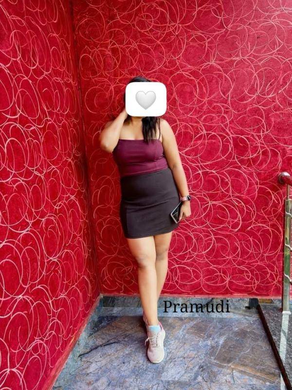 girls-personal photo of Lanka Ads