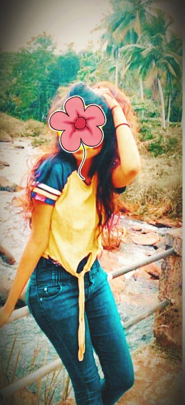 girls-personal photo of Lanka Ads