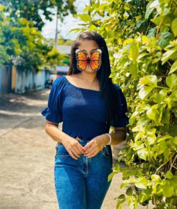 girls-personal photo of Lanka Ads