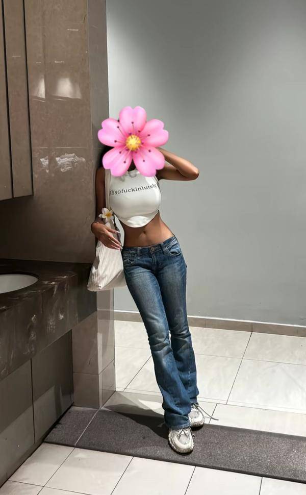 girls-personal photo of Lanka Ads