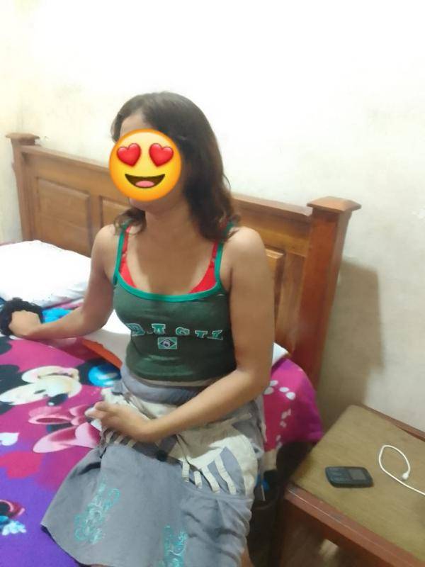 girls-personal photo of Lanka Ads