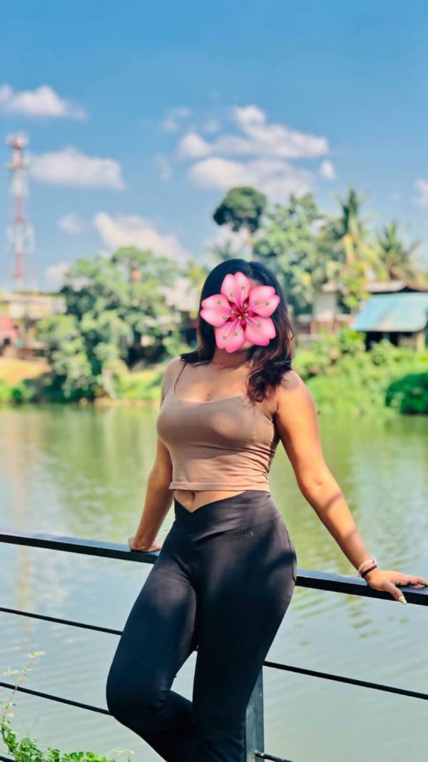 girls-personal photo of Lanka Ads