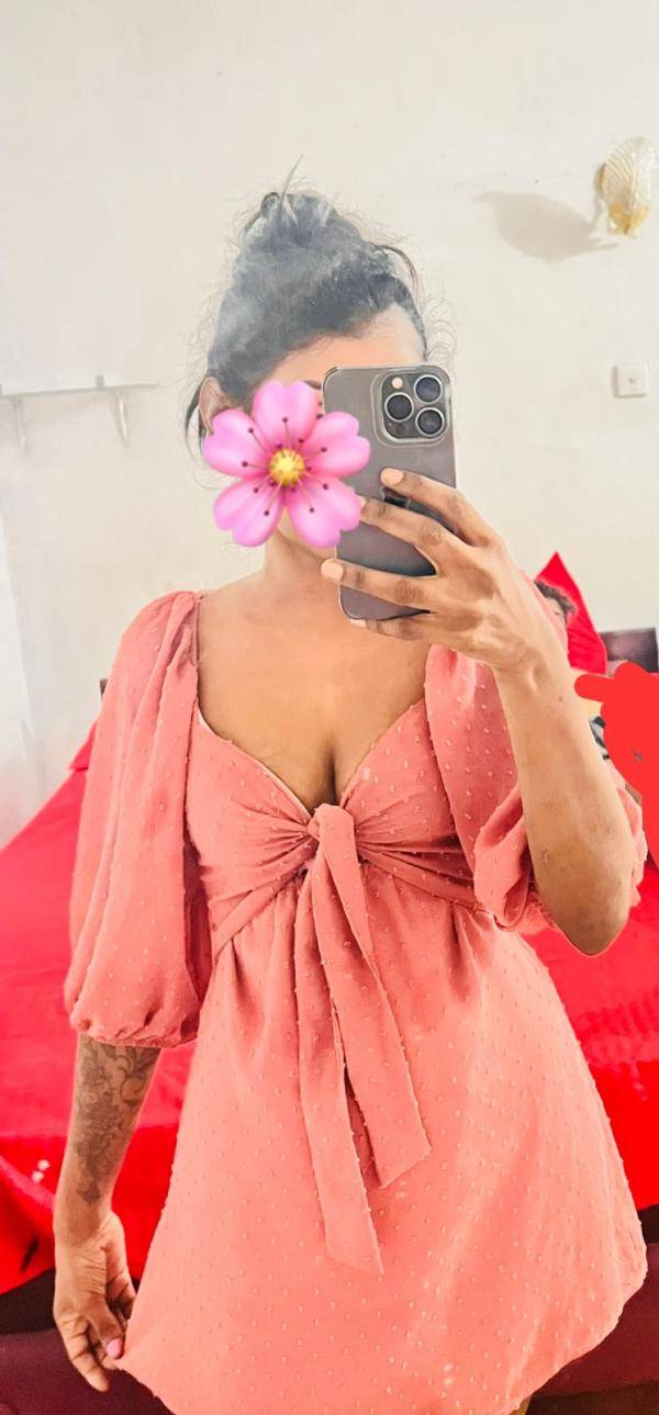 girls-personal photo of Lanka Ads