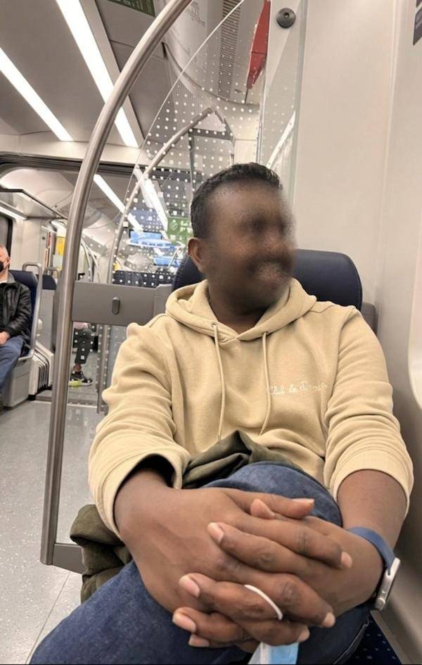 boys-personal photo of Lanka Ads