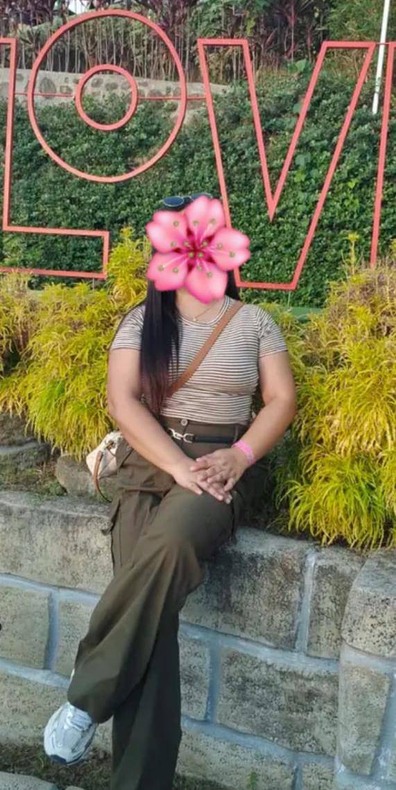 girls-personal photo of Lanka Ads