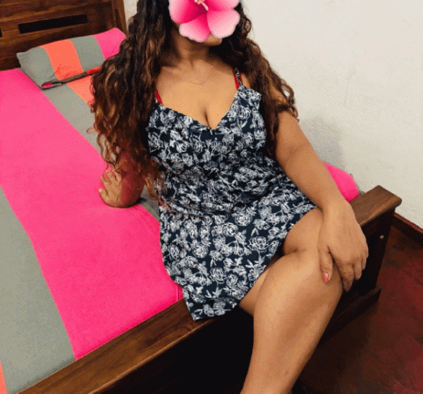 girls-personal photo of Lanka Ads