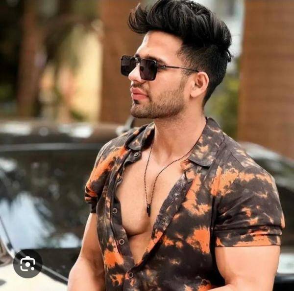 boys-personal photo of Lanka Ads