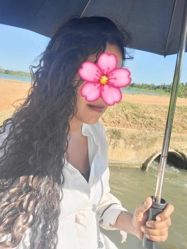 girls-personal photo of Lanka Ads