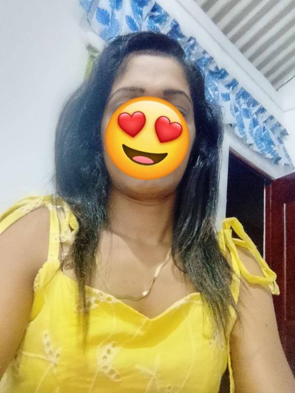 girls-personal photo of Lanka Ads