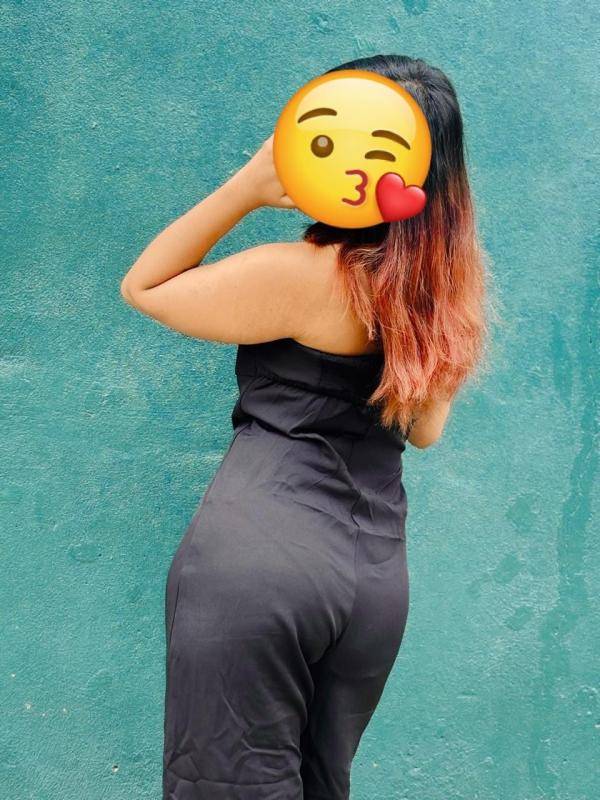 girls-personal photo of Lanka Ads