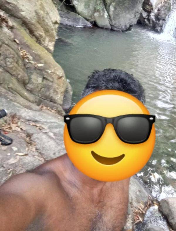 boys-personal photo of Lanka Ads
