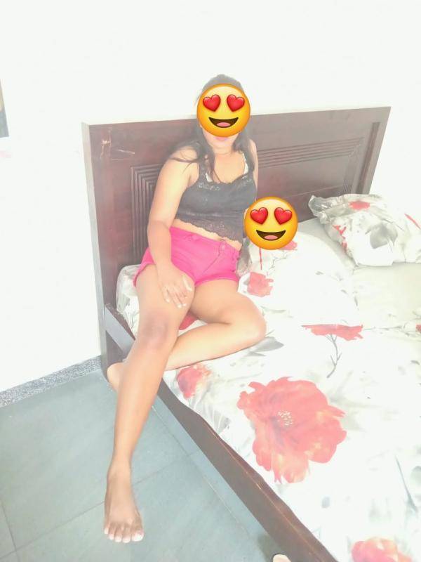 girls-personal photo of Lanka Ads