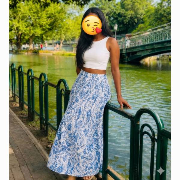 girls-personal photo of Lanka Ads