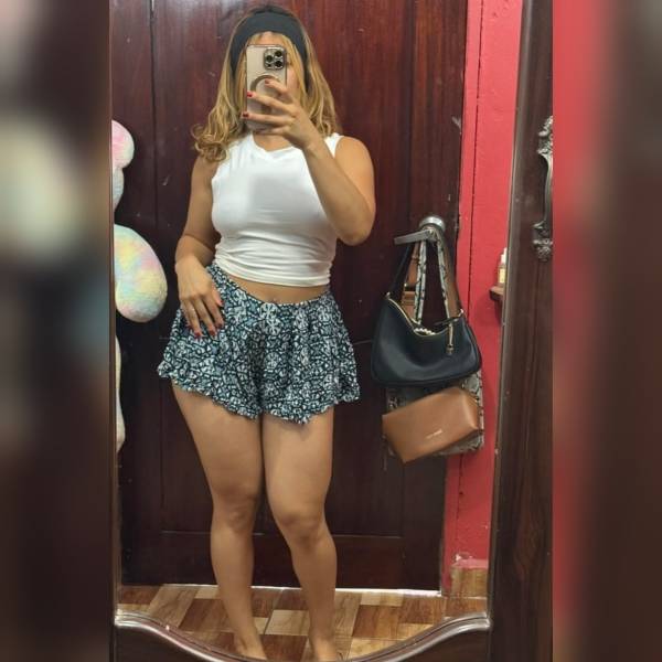 girls-personal photo of Lanka Ads