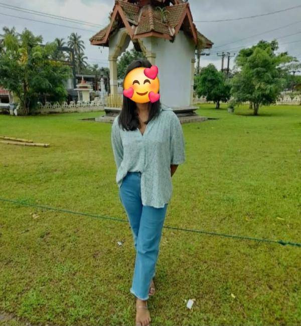 girls-personal photo of Lanka Ads