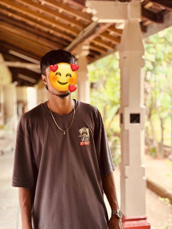 boys-personal photo of Lanka Ads