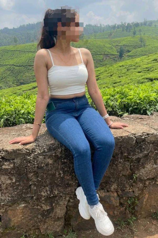 girls-personal photo of Lanka Ads