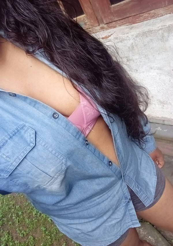 girls-personal photo of Lanka Ads