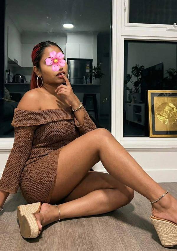girls-personal photo of Lanka Ads
