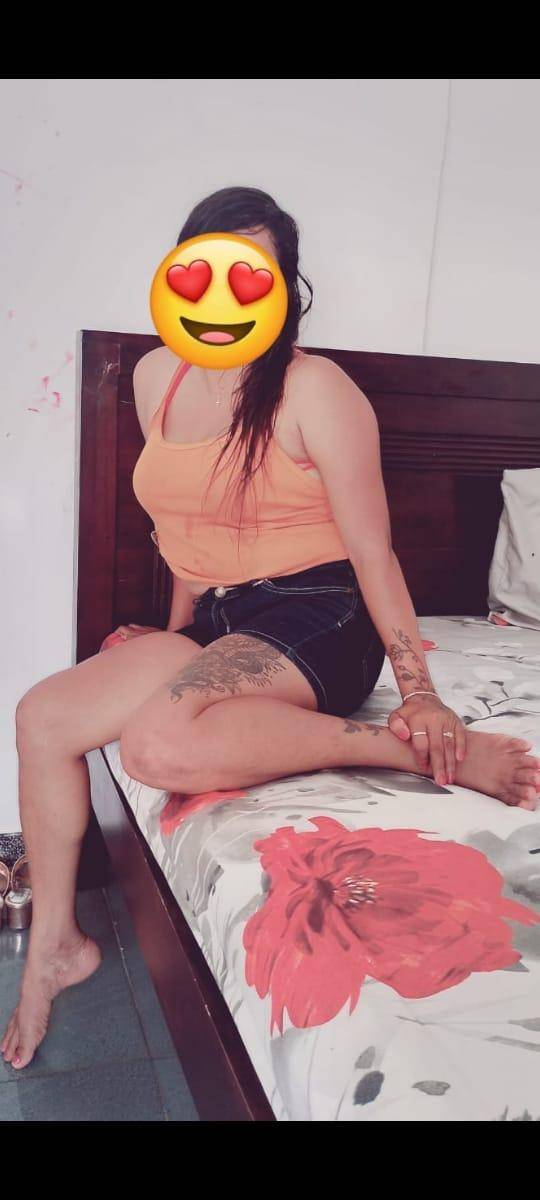 girls-personal photo of Lanka Ads