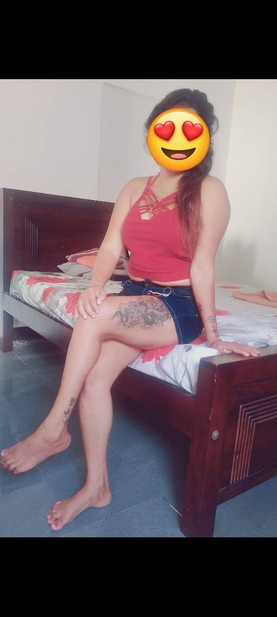 girls-personal photo of Lanka Ads
